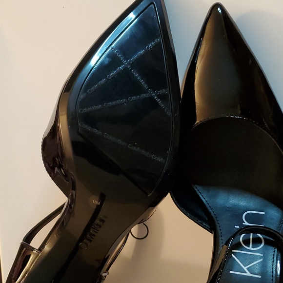 Calvin Klein Roya Patent - Picture 4 of 6